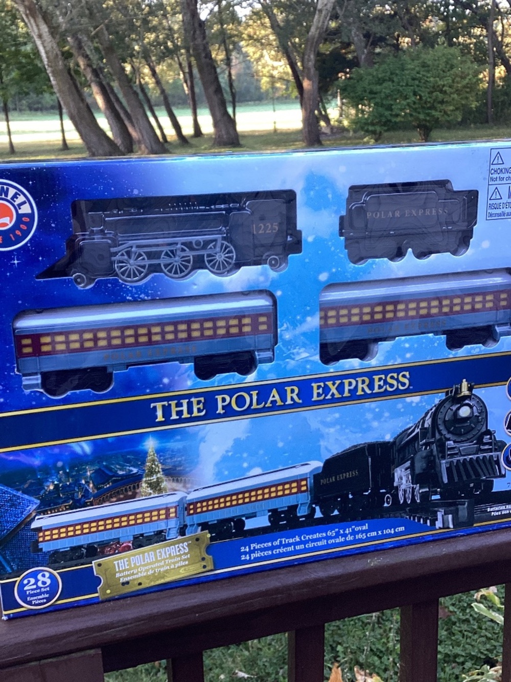 Lionel The Polar Express Train Christmas Holidays 28 Piece Set Battery Operated